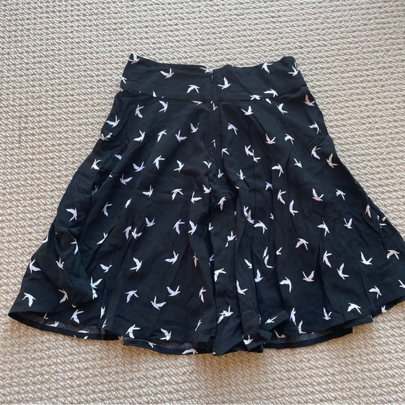 Dynamite Bird Skirt Size XS - Picture 4 of 4
